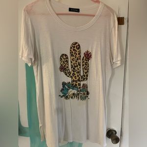 Very cute boutique t shirt